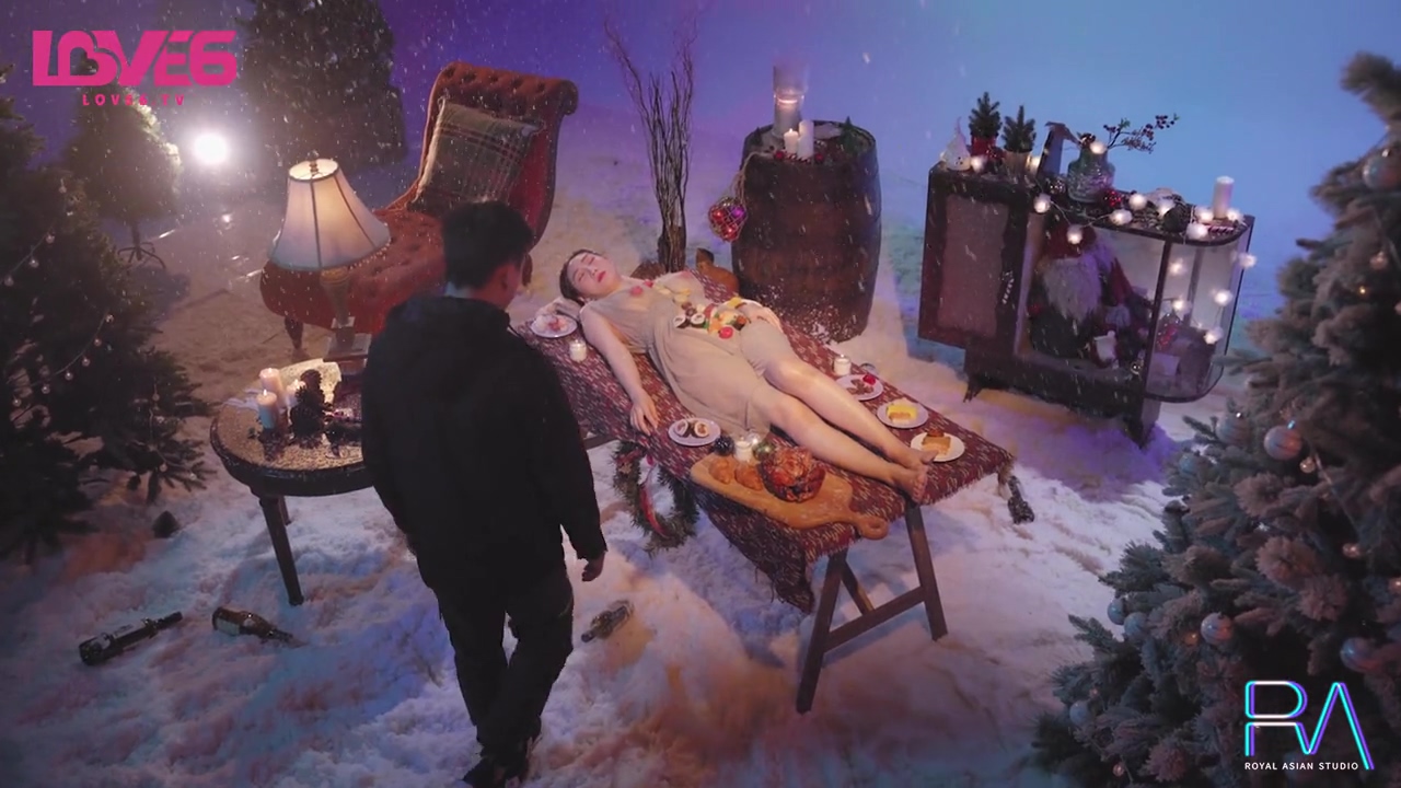 【麻豆传媒】圣诞物语最后的火柴（皇家华人RAS-0250） #黎儿.TS_20221226_120100.781.jpg