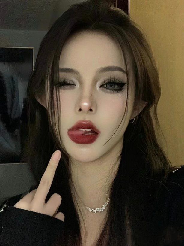 [23-06-05] 1665644586365059072_p2.jpg