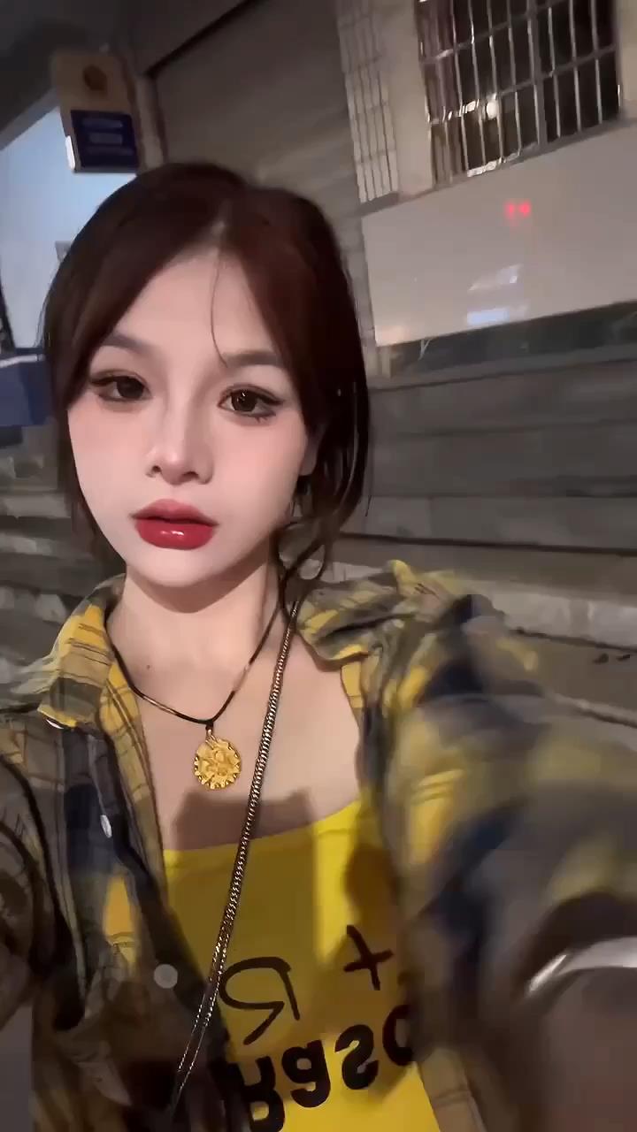 15_满背精神小妹社会上的_1-0.jpg