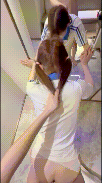 235913ibqdxxvq8c7cpdoc.gif