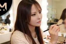 东京女子图鉴奈央27岁知名化妆师